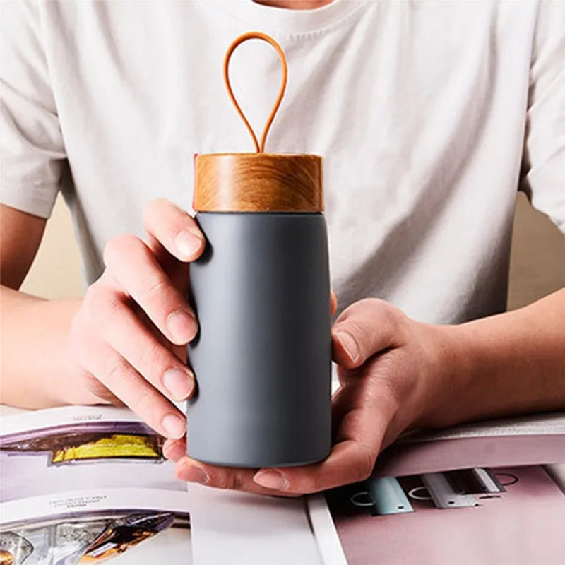 petite bouteille isotherme en acier inoxydable